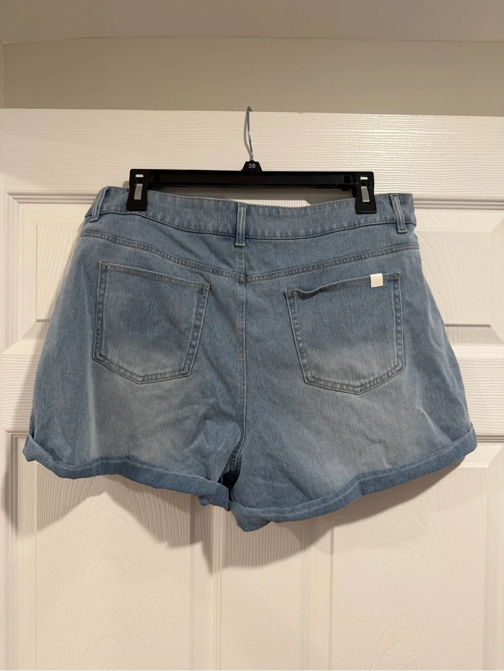 HALARA Light Blue High-Rise Rolled Hem Denim Shorts